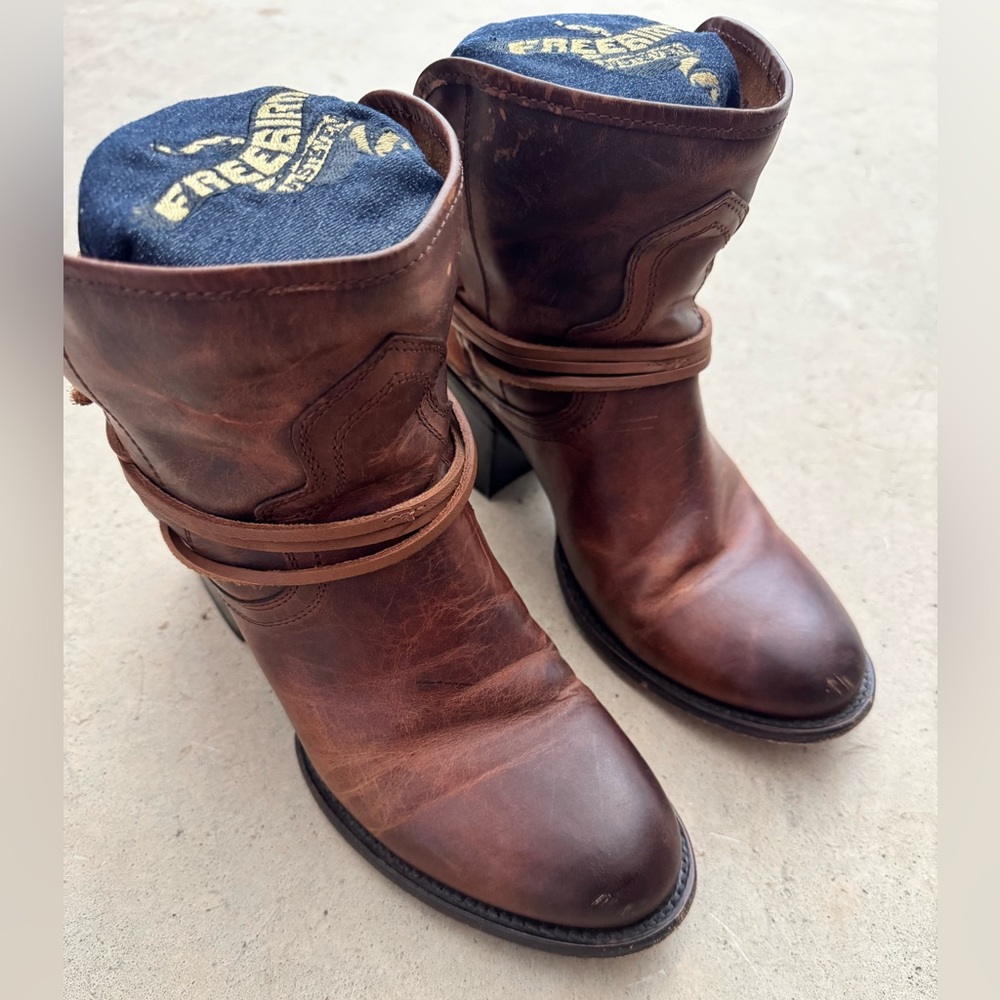 Freebird Casey Brown Leather Boots